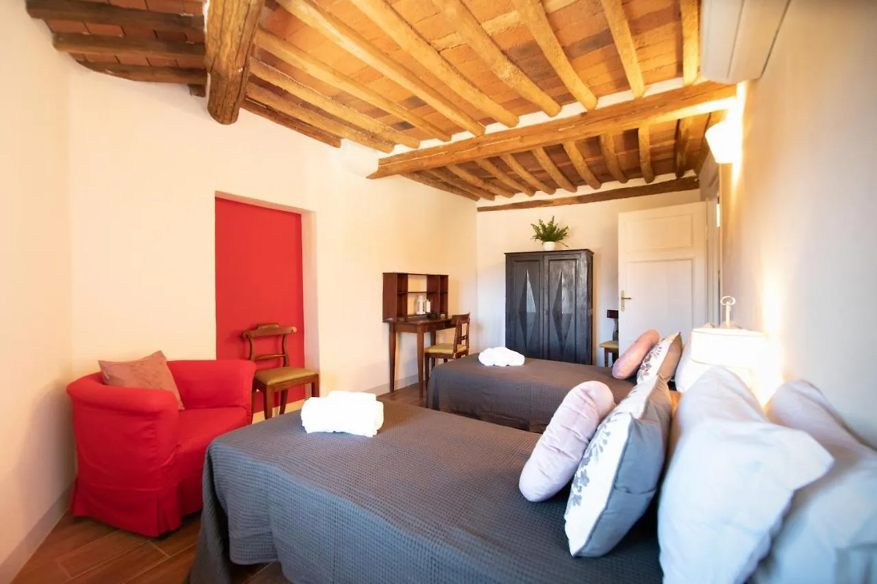 شقة Casa Colette Cosy In Center Town لوكا إيطاليا