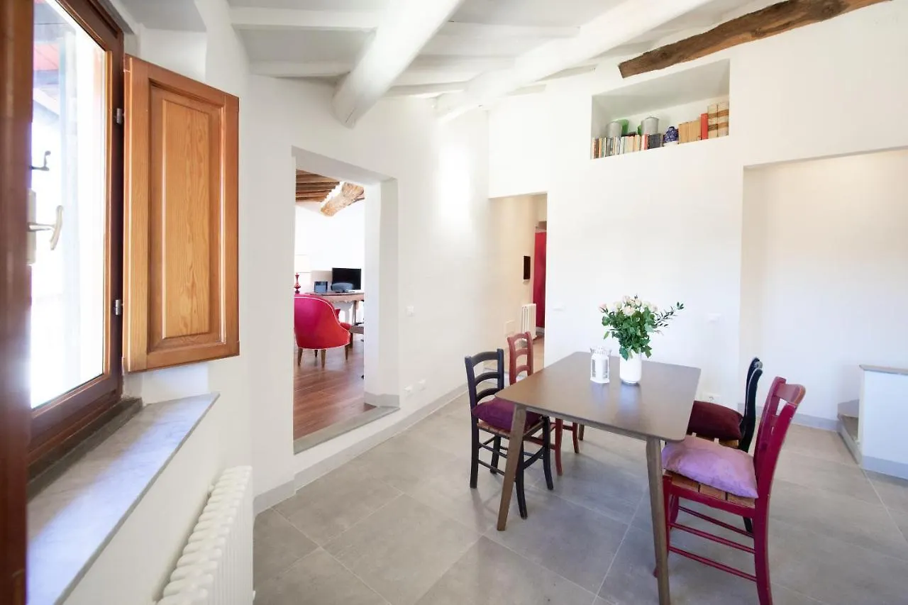 شقة Casa Colette Cosy In Center Town لوكا